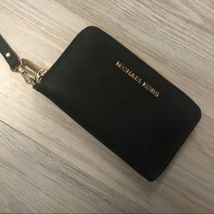 Michael Kors Wristlet